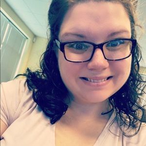 Meet your Posher, Tonia